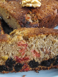 Una foto de Cake especial con frutos secos sin trigo y sin azúcar