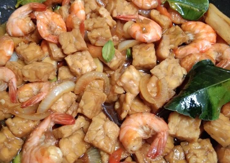Sambal goreng tempe udang pete