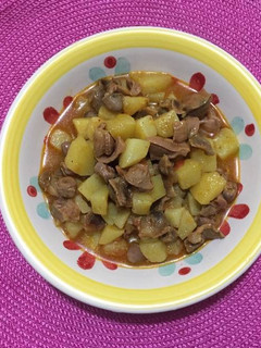 Una foto de Picante de mollejita y corazón