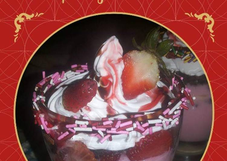 Simple Way to Prepare Super Quick Homemade Strawberry triple desert