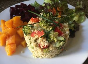 Una foto de Cus-cus con vegetales