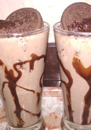 A picture of Oreo milkshake.