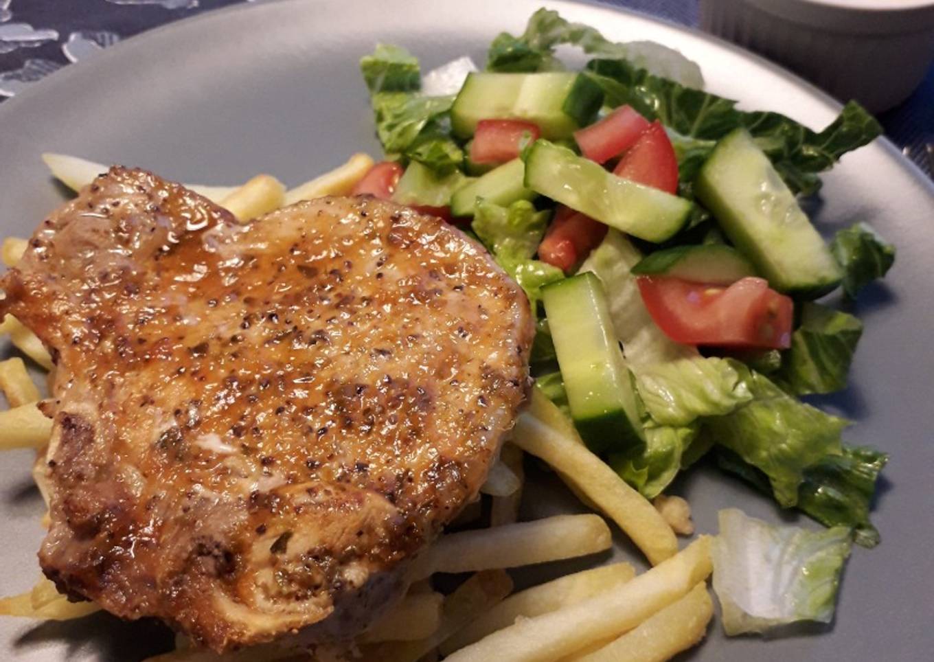 Pork chop with mushroom sauce