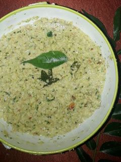 कच्च्या टोमॅटोची चटणी (kachya tomato chutney recipe in marathi) रेसिपी चे मुख्य फोटो 