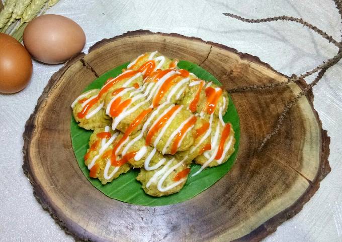 BOLA-BOLA MIE TELUR PARE
(khas Pontianak Kalimantan Barat)