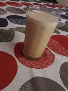 Una foto de Frapuccino de café con dulce de leche