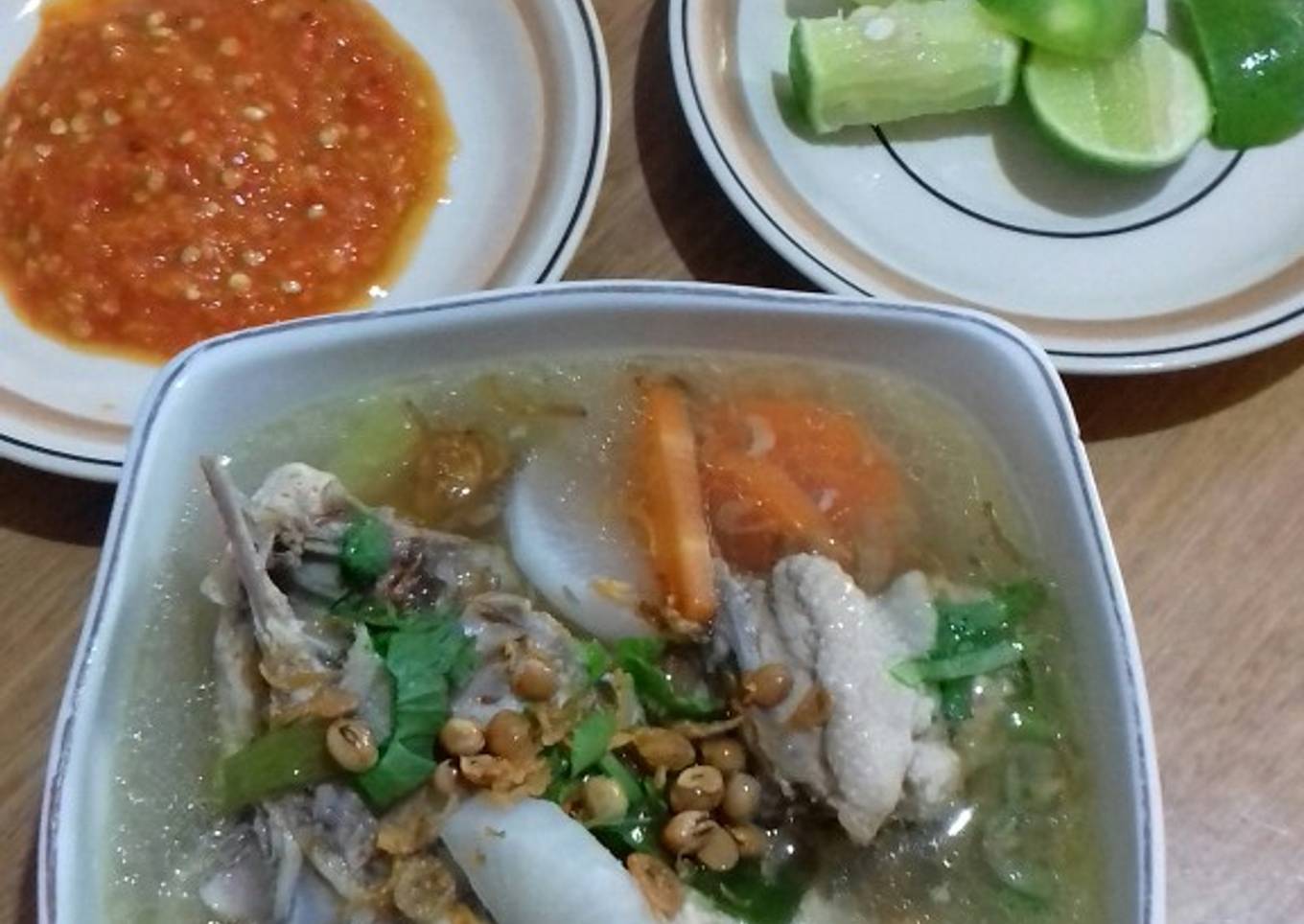 Soto Bandung pake daging ayam