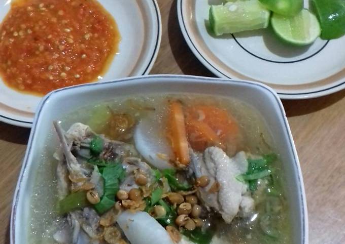 Soto Bandung pake daging ayam