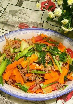 Hình của món Mì xào giòn.