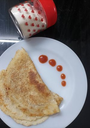 A picture of Urad dal dosa.