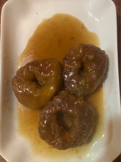 Una foto de Picarones en chancaca