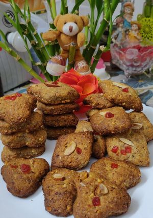 চকলেটি ক্যুকিজ (chocolety cookies recipe in Bengali) রেসিপির প্রধান ছবি