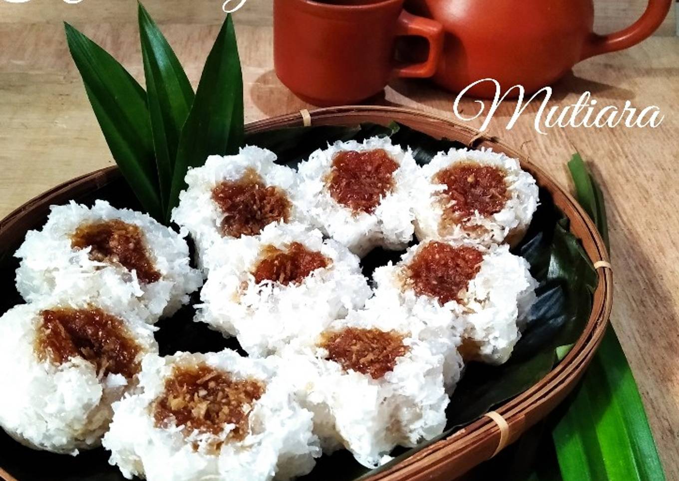 *Kue Awug Mutiara*