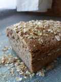 Pan integral en molde con linaza y chía