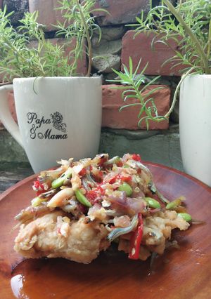Foto resep Ayam Geprek sederhana teri petai