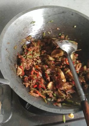 Foto resep Cumi kering pedas ala kadar