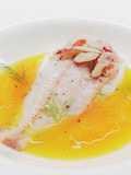 Triglia con brodetto di arance, finocchietto e mozzarella di bufala DOP