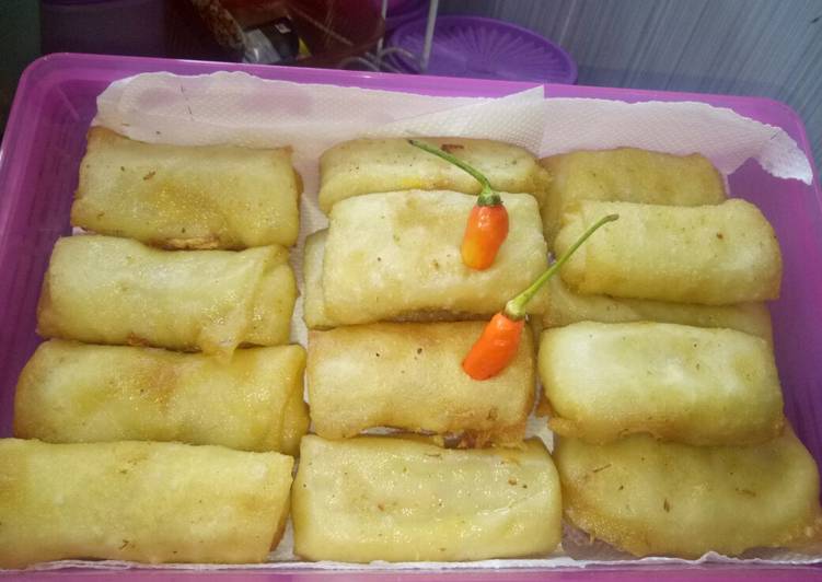 Lumpia Isi Tahu Pedas Resep Lumpia Goreng Isi Tahu Pedas 