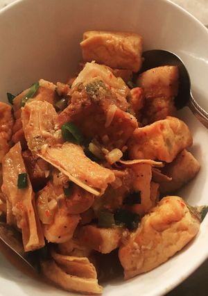 Hình của món Thịt kho đậu hũ.