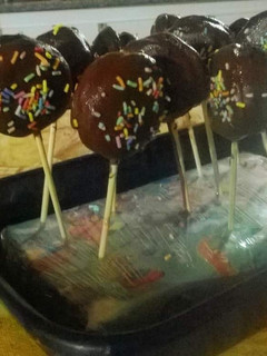 Una foto de Mini Alfajores en Palitos