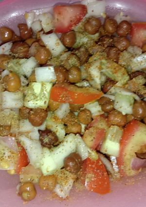 A picture of Chana Chaat.