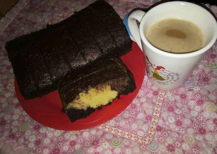 Langkah Mudah untuk Menyiapkan Brownie marmer yang Enak Banget