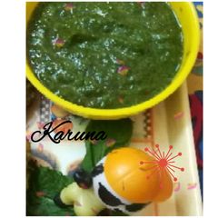 A picture of Mint and Corinder leaves chutney.