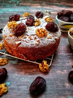 A picture of Date and Walnut Cake.
