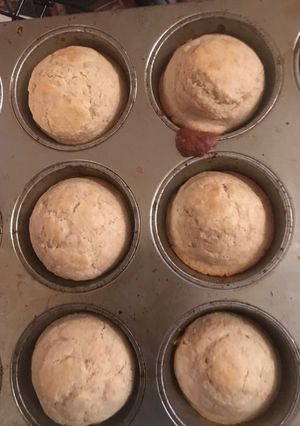 A picture of Graham muffins.