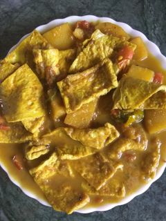 ডিমের অমলেট কারি (dimer omelette curry recipe in Bengali) রেসিপির প্রধান ছবি