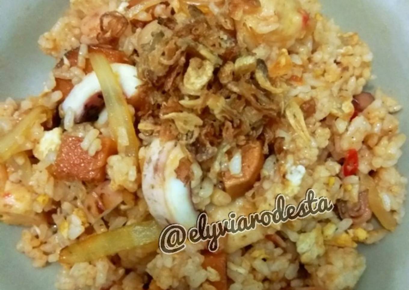 5. Nasi Goreng Seafood Bumbu Racik