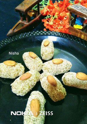 कश्मीरी तोशा (kashmiri tosha recipe in hindi) रेसिपी मुख्य फोटो