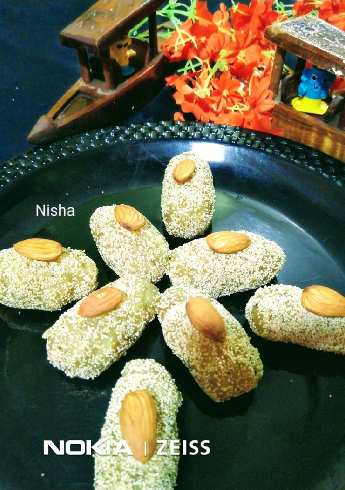 कश्मीरी तोशा (kashmiri tosha recipe in hindi) रेसिपी मुख्य फोटो