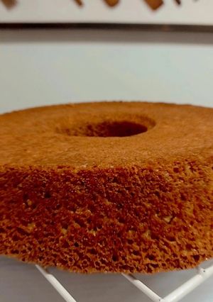 Una foto de Budín de mandarina en tazas (Paulina Cocina)