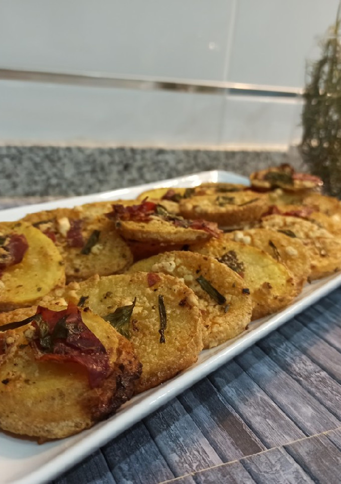 Una foto de Papas arrugás 🥔🍴