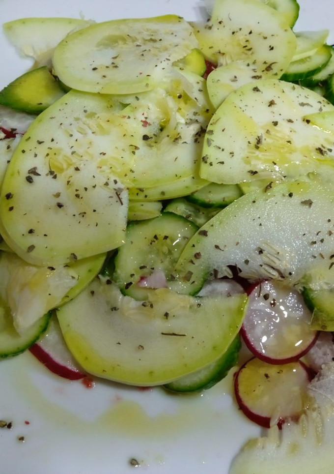 Una foto de Ensalada de verduras laminadas