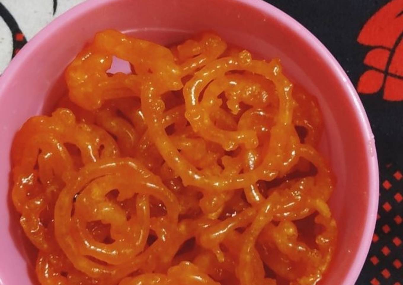 Instant crispy juicy jalebi