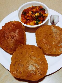 ডালপুরি(Daal puri recipe in Bengali) রেসিপির প্রধান ছবি
