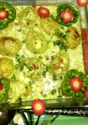 A picture of Creamy Potatoes n Veggies Casserole.