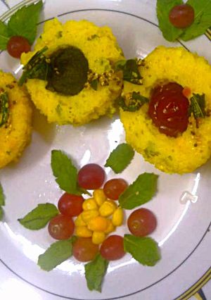 भुट्टा और सूजी ढोकला(स्वीटकॉर्न ढोकला) रेसिपी मुख्य फोटो