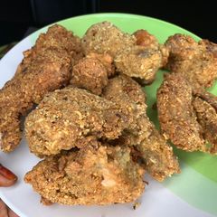 Crunchy indomie chicken A picture of Crunchy indomie chicken.