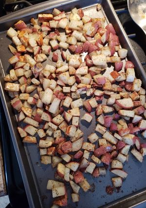 A picture of The perfect roasted potatoes.
