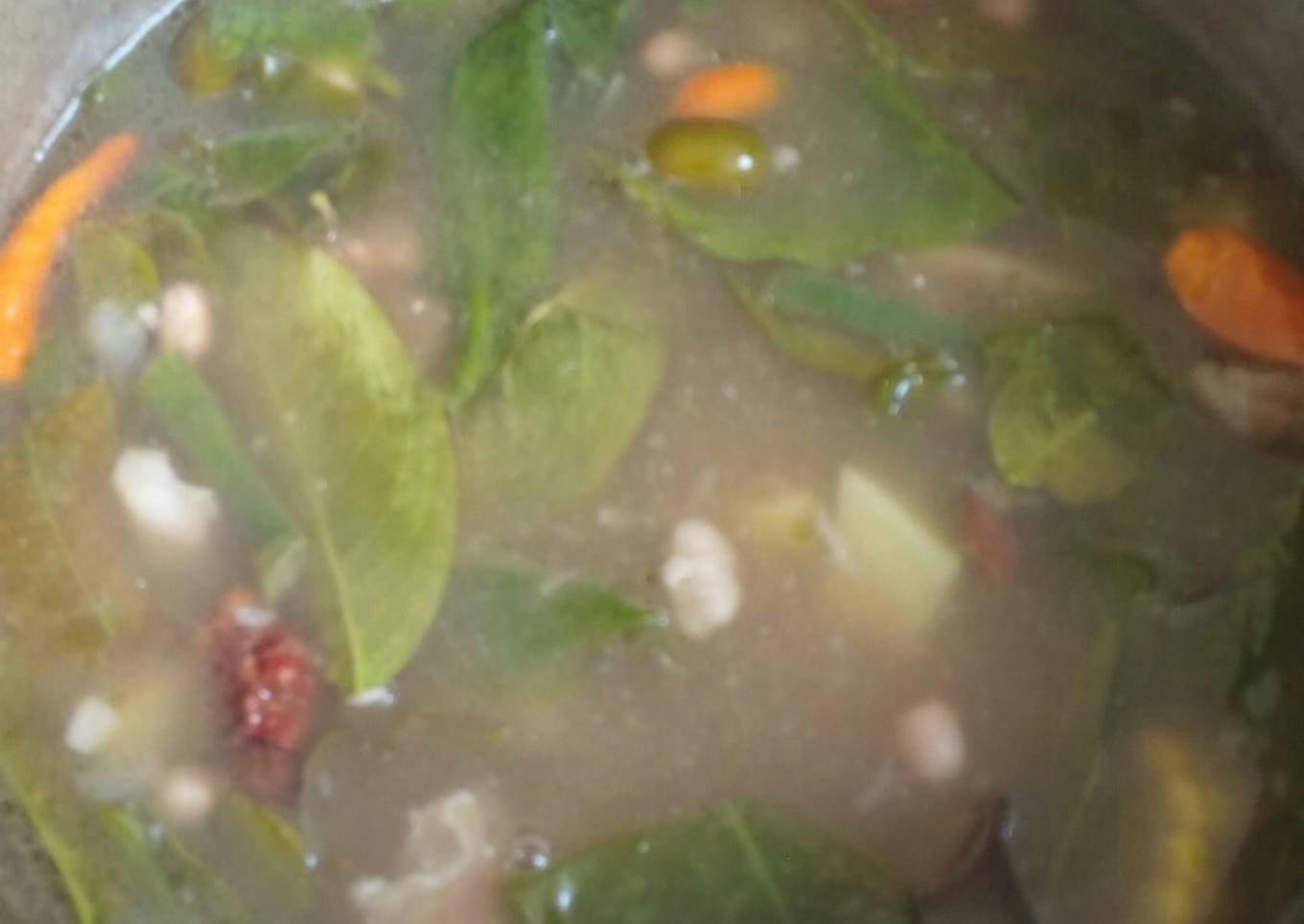 Roti daging sapi dengan sayuran