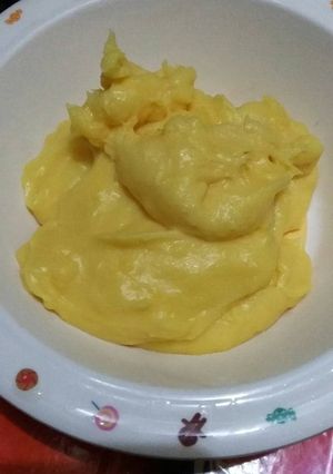 Hình của món Nhân Custard (trứng sữa).