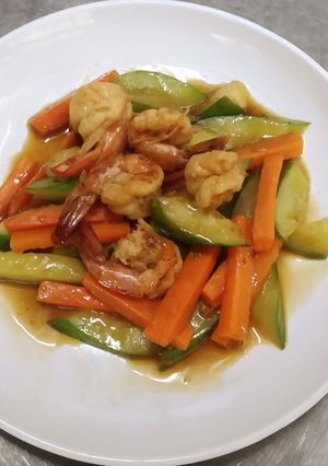 รูปของ กุ้งผัดแตงกวา