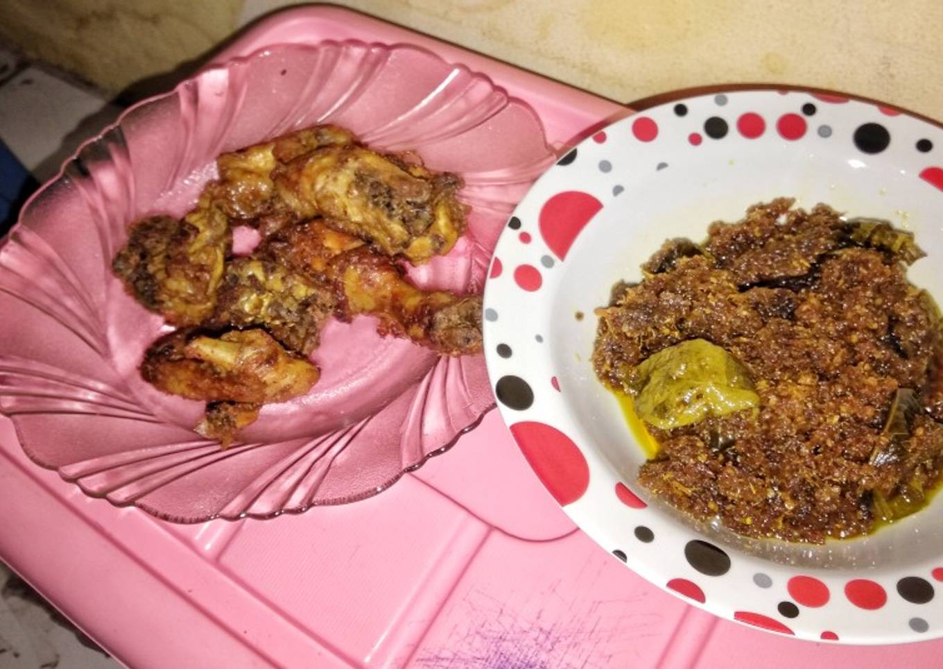 Ayam goreng bumbu hitam madura