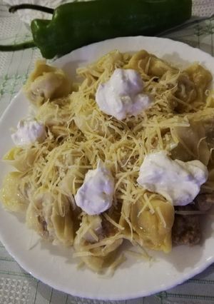 Pelmenyi (Orosz, hússal töltött tészta) recept fotója