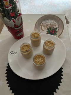 Una foto de Mousse de turrón 😋
