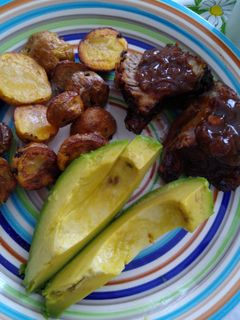 Una foto de Costillas de cerdo en salsa bbq