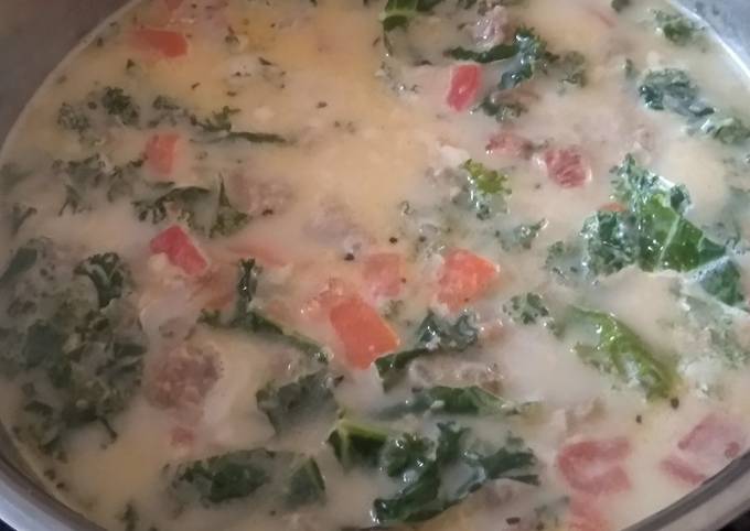 Vegetarian Kale &amp; Sausage Gnocchi Soup